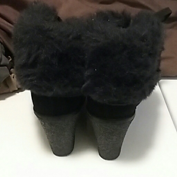 Black fur fold down booties - Picture 3 of 5